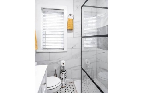 Town of Pines Apartment | Indiana Dunes Garden Apartment