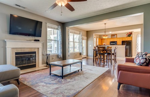 Indianapolis House | Indianapolis Home with Patio and Community Pool!