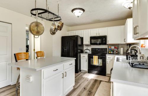 Wayne House | Indianapolis Rental Home with Gym Near Speedway!