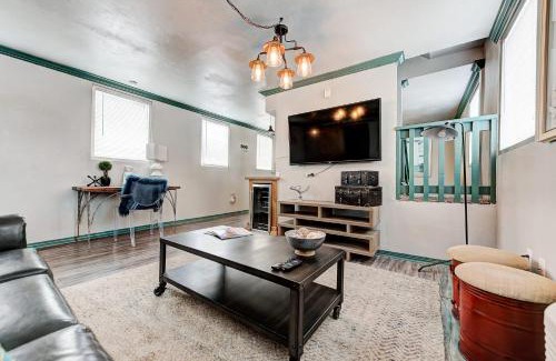 Central Oklahoma City House | Indie Escape 1 blocks away from Plaza District