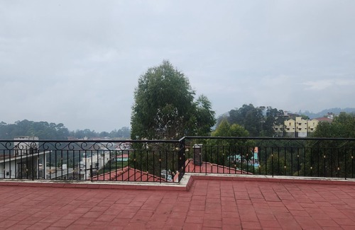 Kodaikanal Cottage | Indipendent villa with a beautiful view of the city and the forest.
