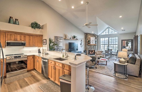 Lake Lure Condo | Indoor Pool & Golf Course Views: Lake Lure Condo!