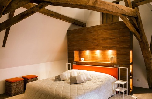 Loupoigne Other | Indrani Lodge: Where The Past And The Future Meld Into A Harmonious Present