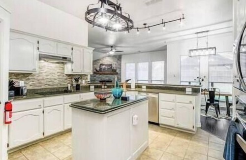 Mesquite House | Indulge in comfort with unexpected conveniences