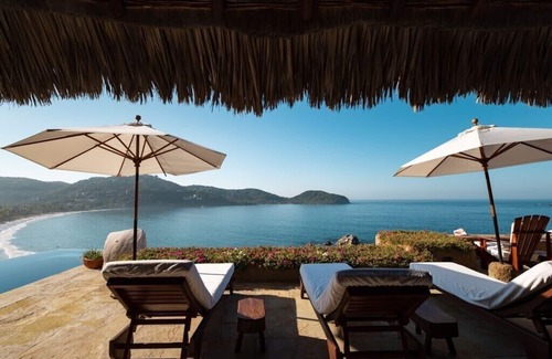 Ixtapa - Zihuatanejo Villa | Indulge in Exquisite Vibe BF Villa, Pro Staff is ready to Pamper you