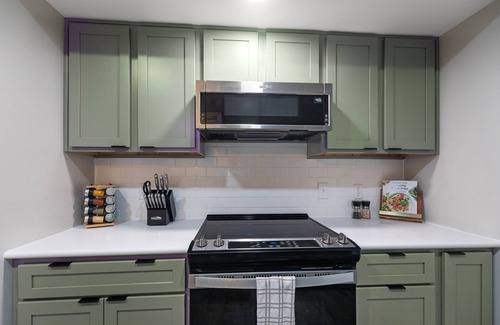Dothan House | Indulge in Southern Charm: Newly Renovated 2 Bed/2.5 Bath Townhome in Dothan. Dog Friendly.