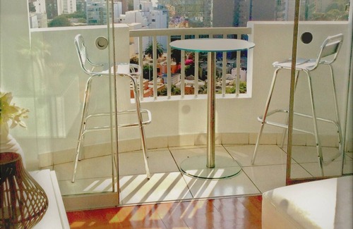 San Antonio Apartment | INDULGE WITH COMFORT