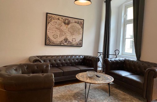 Altstadtviertel Apartment | Industrial Apartment Schlossberg