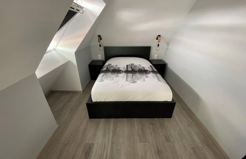 Onnaing Apartment | Industrial Deco housing in the center of Onnaing near Valenciennes
