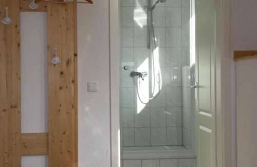 Neuwerk Hotel | Inexpensive accommodation for craftsmen, close to the highway.