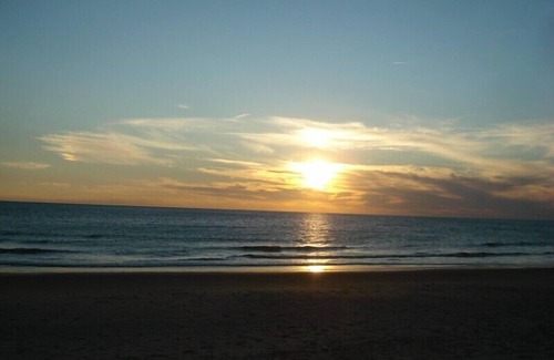 El Palmar House | inexpensive beautiful Holiday Home with Garden - 400 metres to the Beach