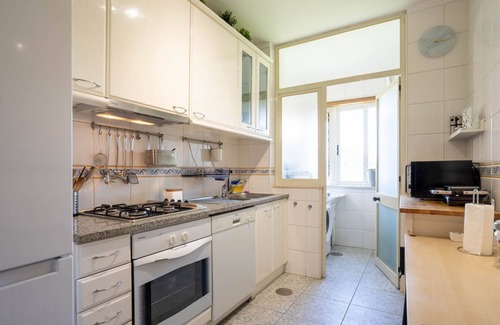 Vila Nova de Gaia Apartment | Infante Cozy 1BR w/Parking by LovelyStay