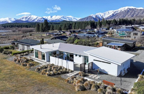 Lake Tekapo House | Infinity Lakeview Sum