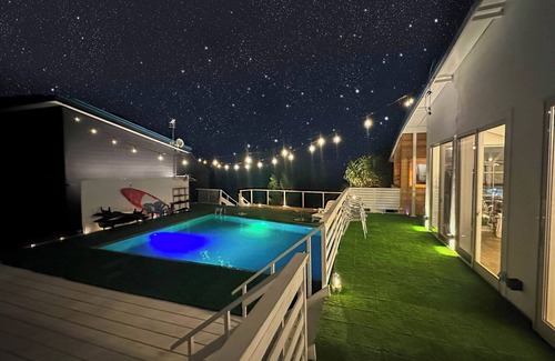 Amami House | InfinityPooljacuzziSAUNAOceanFrontVilla /Amami Kagoshima