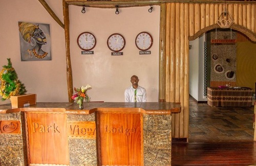 Kinigi House | Ingagi Lodge UNIT 6 Twin Room