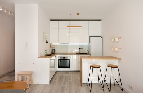 Wilanow Apartment | Ingenious Wilanów Oasis Apartment
