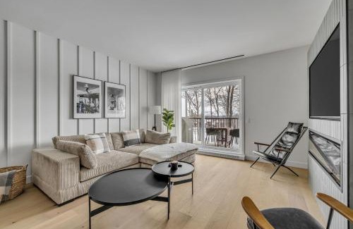 Beaupre Apartment | Initial - Napo 109 - Ski-in-out