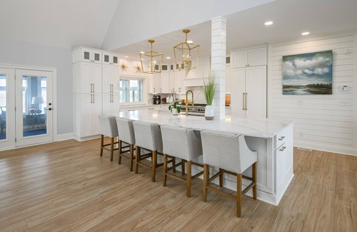 Inlet Harbour House | Inlet Front 5 BR Pet Friendly Beach House with Private Pool and Hot Tub! Lunasea