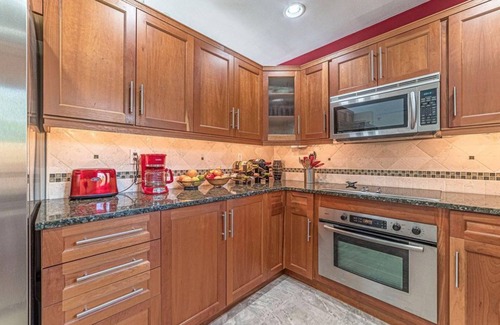 Roseland House | Inlet House. Waterfront -250' dock & slip. Direct access to Sebastian Inlet.