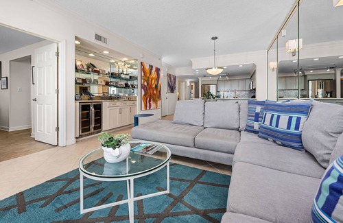 Clipper Cove Condo | Inn at Crystal Beach 405 Luxury Beachfront Condo