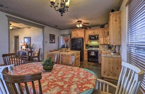 Nemo House | 'Inn at Windhill Ranch' w/Patio + Pergola!