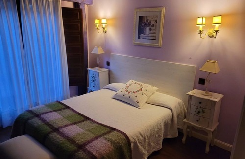 Valganon House | Inn 'La Casona Del Pastor' with Mountain View, Shared Terrace and Wi-Fi