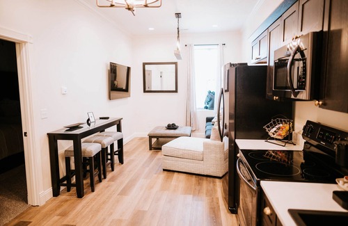 Le Mars Bed & Breakfast | Inn On Central