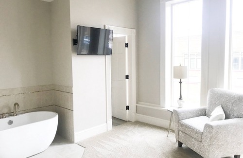 Le Mars Bed & Breakfast | Inn On Central