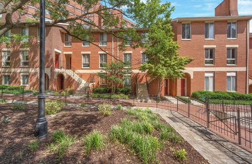 Downtown Baltimore Condo | Inner Harbor Gem
