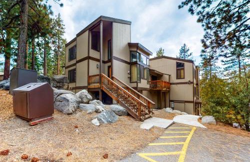 Zephyr Cove House | Inntopia