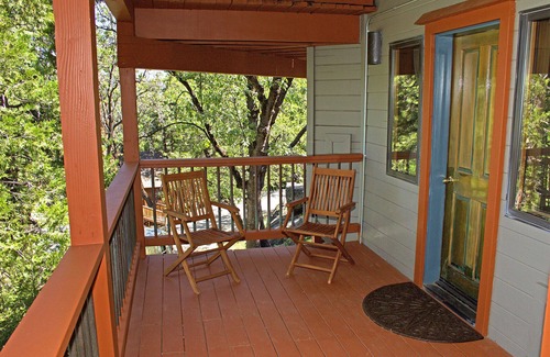 Yosemite West Apartment | Inside Yosemite N.P. Gates!, Our Cozy Rooms Are Minutes From Valley Attractions