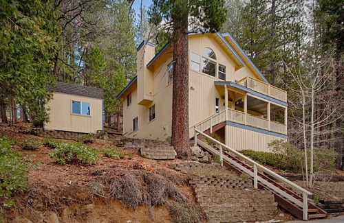 Yosemite West House | Inside Yosemite Park, Gorgeous View, Peaceful, Wifi