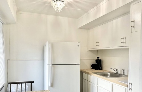 Dayton Condo | Insta-worthy Downtown Condo | King Bed | Free PRKG
