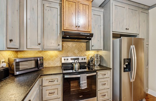 Townville House | Insta-Worthy Lakefront Home w/Dock + Fire Pit & Game Room