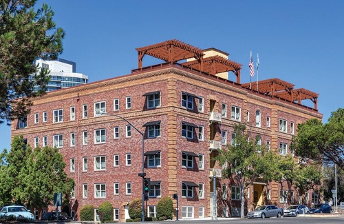 East Village Resort | Instant Booking 30% off - WorldMark Balboa Park (1 Bedroom with Queen Bed)