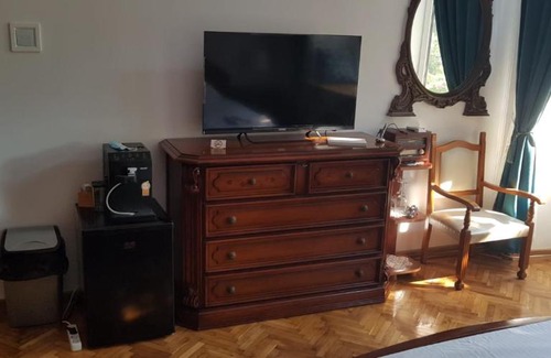 Old Town Apartment | interbelic km0 (studio 1)
