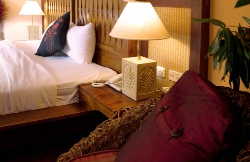 Eluan House | Intimate Double Room