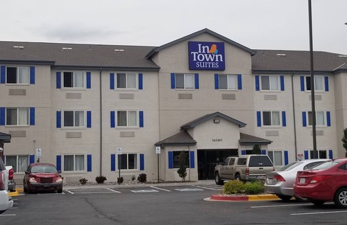 Aurora Hotel | InTown Suites Extended Stay Select Denver Aurora South