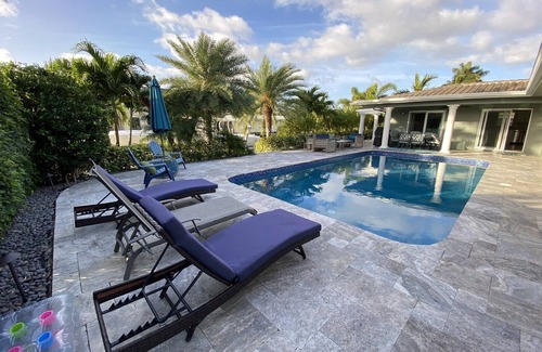 Bel Air House | Intracoastal 🌴 Waterfront Pool Home, Walk to Beach, Heated Pool, Sit on Dock