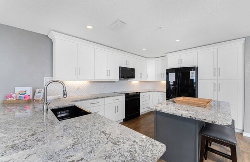 Palm Island Apartment | Intracoastal Waterfront Luxury Condo