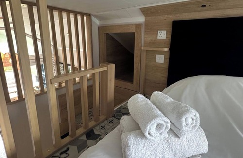 South Galson Cabin | Inverness Lodge-Sleeps 4-Parking-Pet Friendly