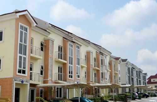 Abuja Apartment | Inviting 1-Bed Apartment Located in Abuja