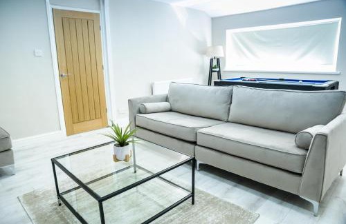 Bradford House | Inviting 1-Bed House in Bradford