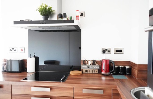 Sheffield Apartment | Inviting 2-bed Apartment in Sheffield