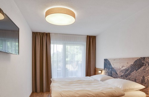Helfenstein Apartment | Inviting Apartment in Hart im Zillertal with Sauna