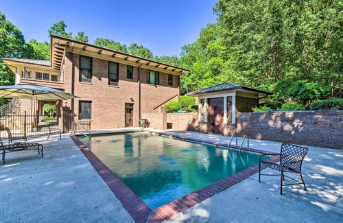 Clarkesville Apartment | Inviting Bottom-Floor Apt at Owls Nest w/Views!
