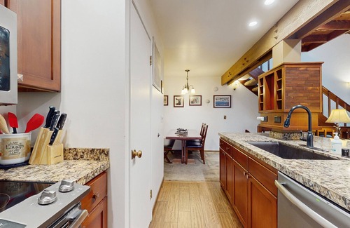South Lake Tahoe Condo | Inviting condo near skiing with lake/beach access, pools, & hot tubs