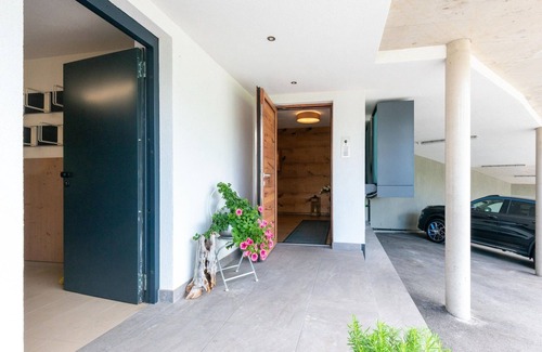 Helfenstein Apartment | Inviting flat in Hart with fitness room