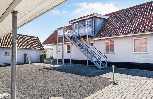 Sandkaas Apartment | Inviting holiday apartment with sea view