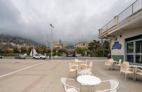 Amantea House | Inviting holiday home in Amantea near the sea